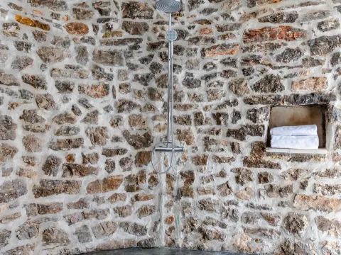 Izdavanje, kuća, 80m², Đuraševići, Tivat - image 15