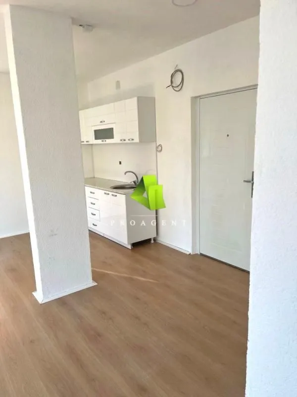 Izdavanje, poslovni prostor, 37m², Medijana, Niš