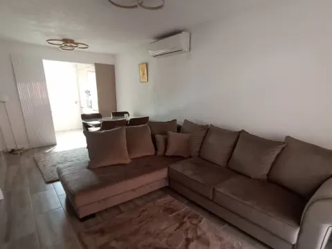 Rent, two bedroom apartment, 65m², Šušanj, Bar - image 6