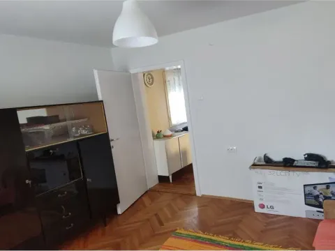 Sale, three bedroom apartment, 84m², Trošarina, Niš - image 5