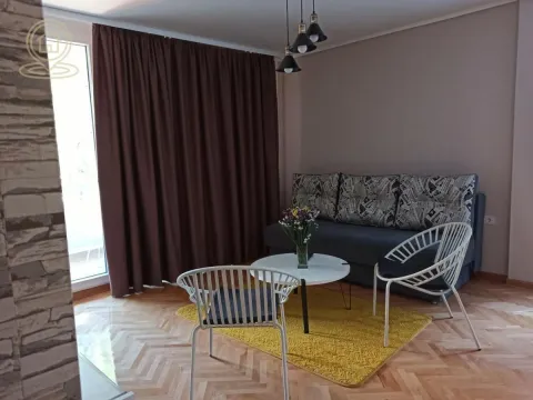 Izdavanje, dvosoban stan, 52m², Bulevar, Niš - image 2