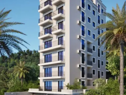 Sale, one bedroom apartment, 34m², Bečići, Budva - image 2