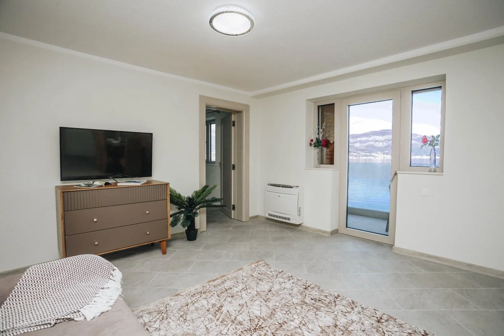 Prodaja, kuća, 314m², Krašići, Tivat