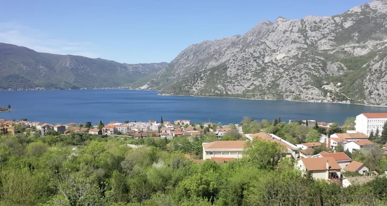 Sale, land lot, 13000m², Risan, Kotor