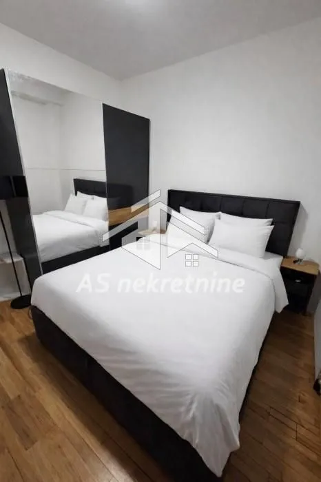 Izdavanje, dvosoban stan, 45m², Autokomanda, Voždovac Sve Podlokacije