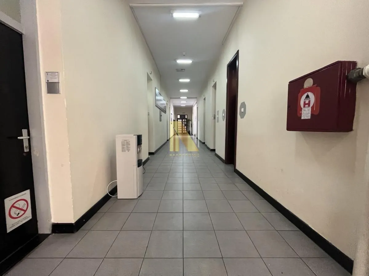 Rent, office space, 1000m², Centar, Novi Sad