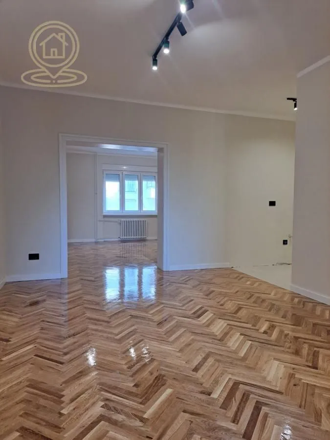 Prodaja, dvosoban stan, 59m², Stari grad, Novi Sad