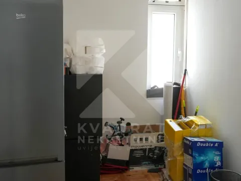 Rent, office space, 160m², Centar, Podgorica - image 10