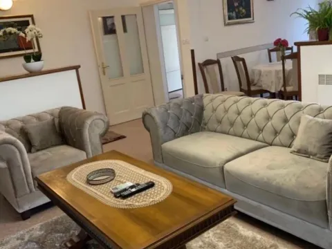 Rent, two bedroom apartment, 75m², Dobrota, Kotor