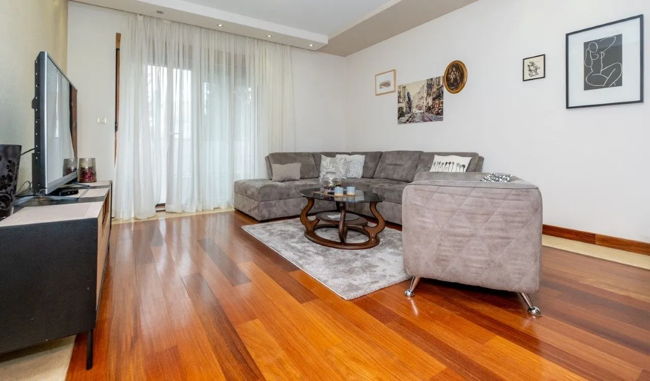Rent, two bedroom apartment, 75m², Podgorica, Crna Gora
