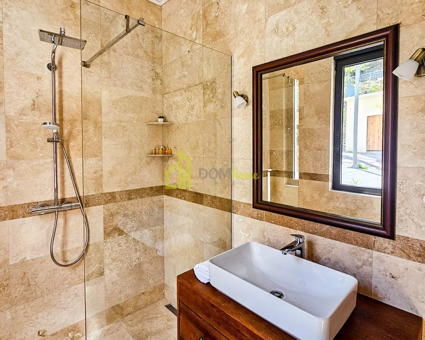 Prodaja, jednosoban stan, 55m², Budva, Crna Gora