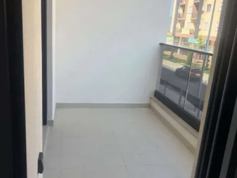 Izdavanje, dvosoban stan, 53m², City Kvart, Podgorica - image 2