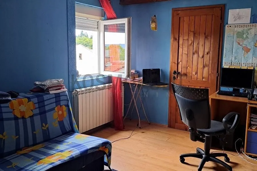 Sale, four bedroom apartment, 115m², Petlovo Brdo, Beograd