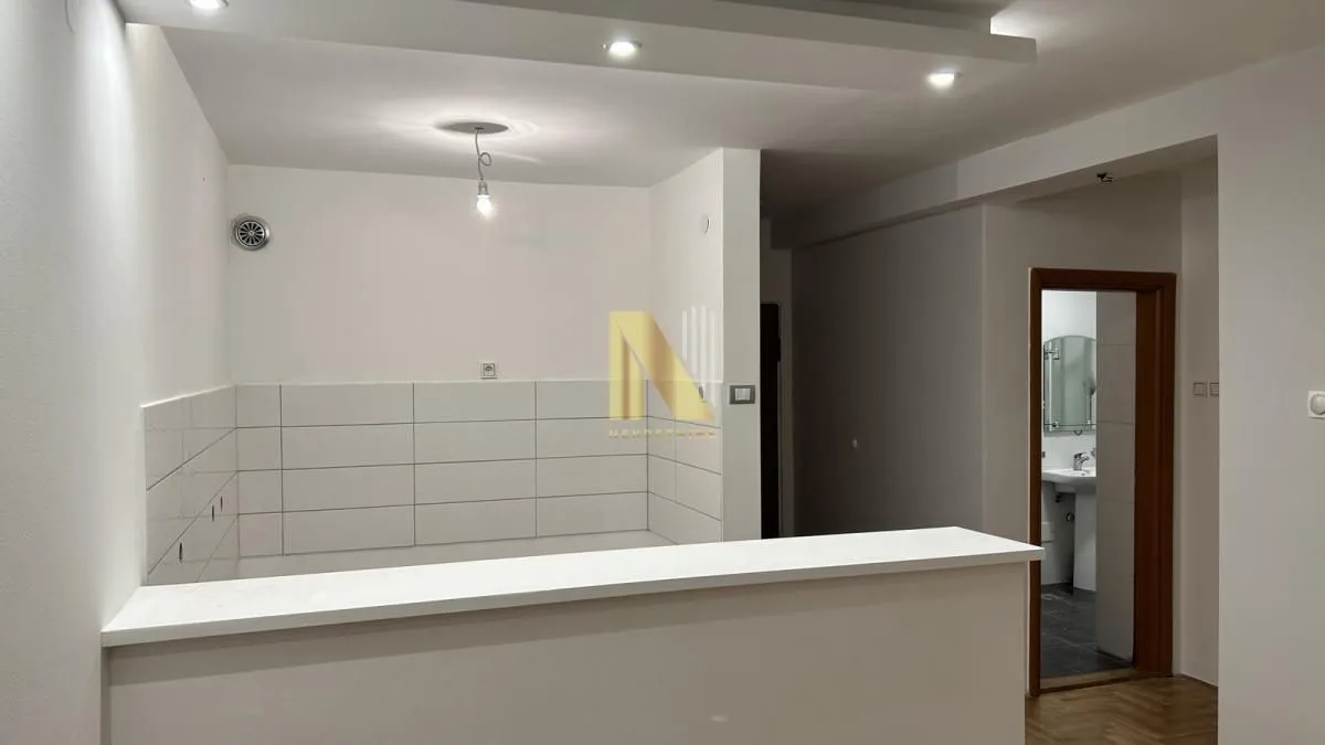 Izdavanje, dvosoban stan, 54m², Nova Detelinara, Novi Sad Sve Podlokacije