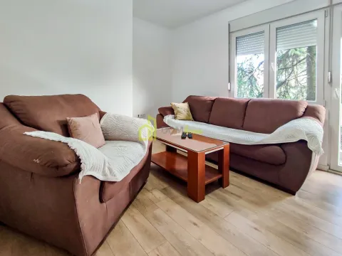 Izdavanje, dvosoban stan, 74m², Pobrežje, Podgorica - image 3