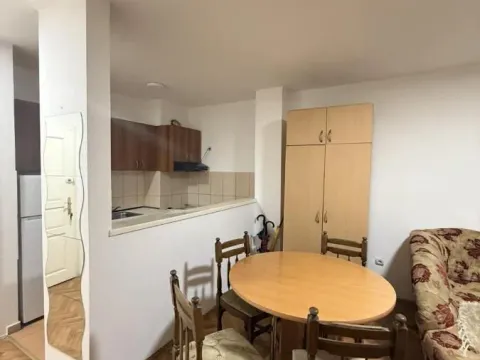 Izdavanje, dvosoban stan, 42m², Grbavica, Novi Sad Sve Podlokacije - image 3