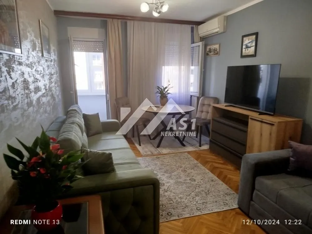 Izdavanje, jednosoban stan, 34m², Nova Detelinara, Novi Sad Sve Podlokacije