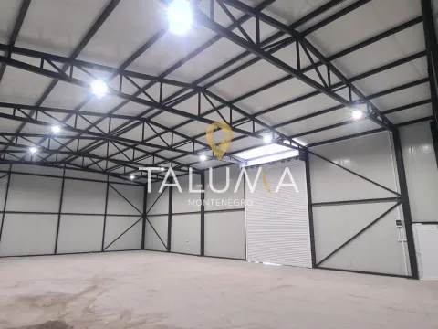 Rent, office space, 855m², Radanovići, Kotor - image 2