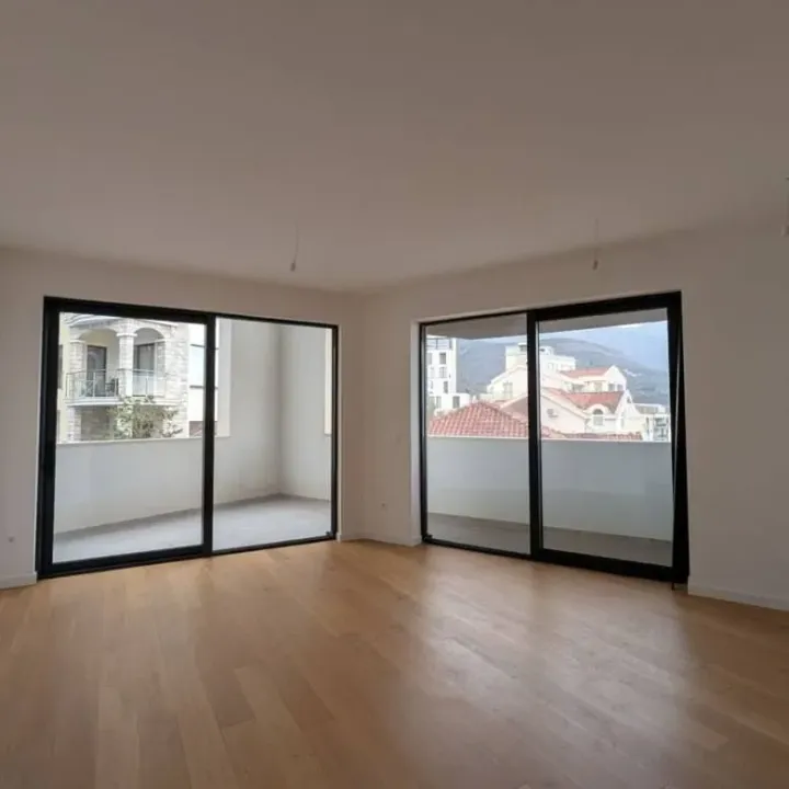 Sale, one bedroom apartment, 66m², Bečići, Budva