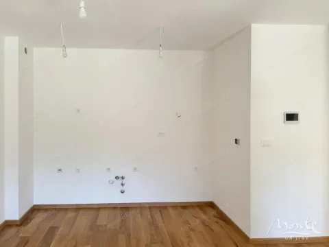 Prodaja, jednosoban stan, 46m², Kolašin, Crna Gora - image 6