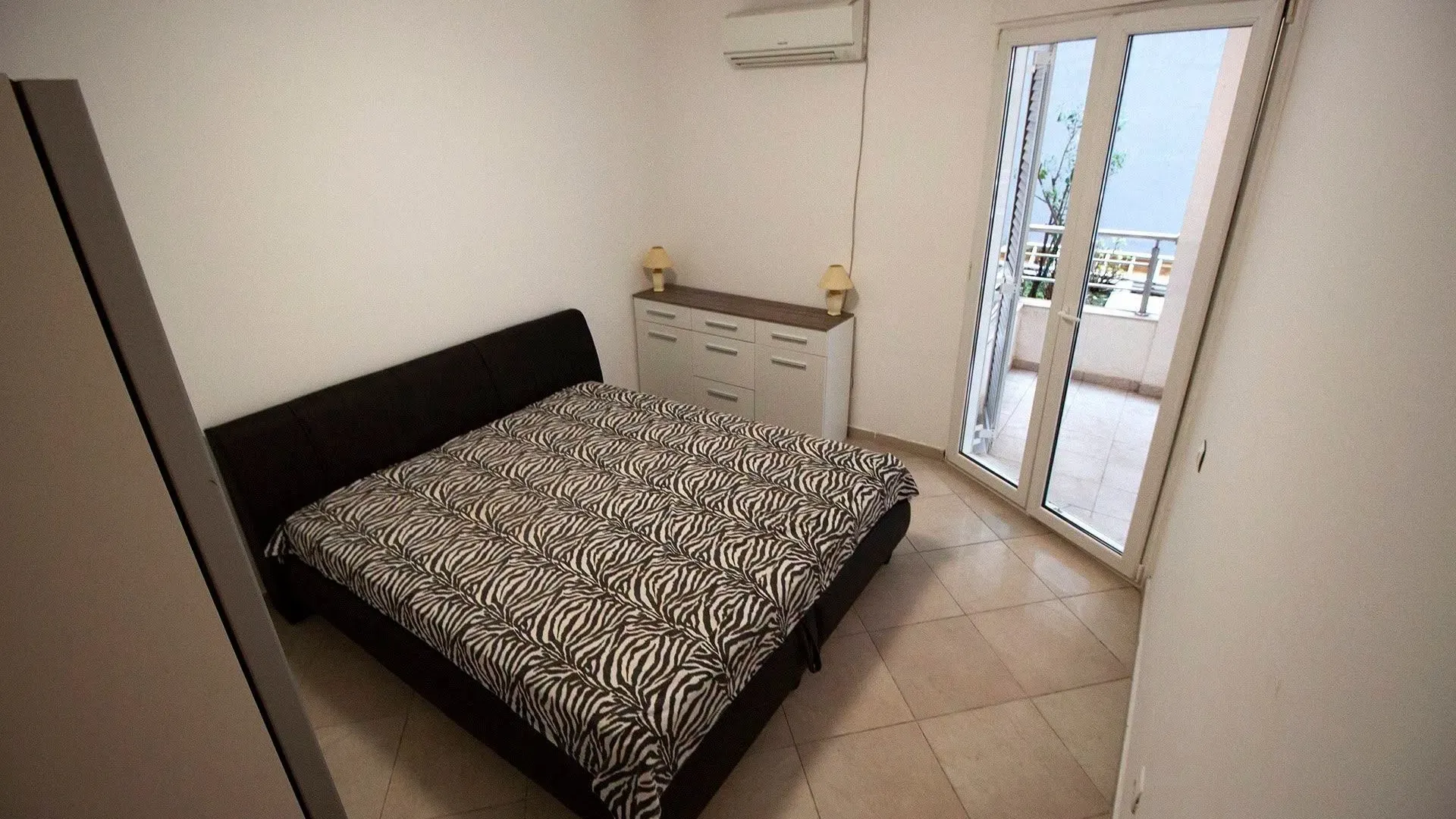 Sale, one bedroom apartment, 69m², Rafailovići, Budva