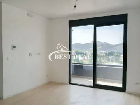 Sale, studio apartment, 40m², Bar, Crna Gora