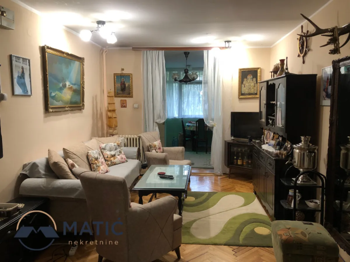 Prodaja, četvorosoban stan, 64m², Novo naselje, Novi Sad