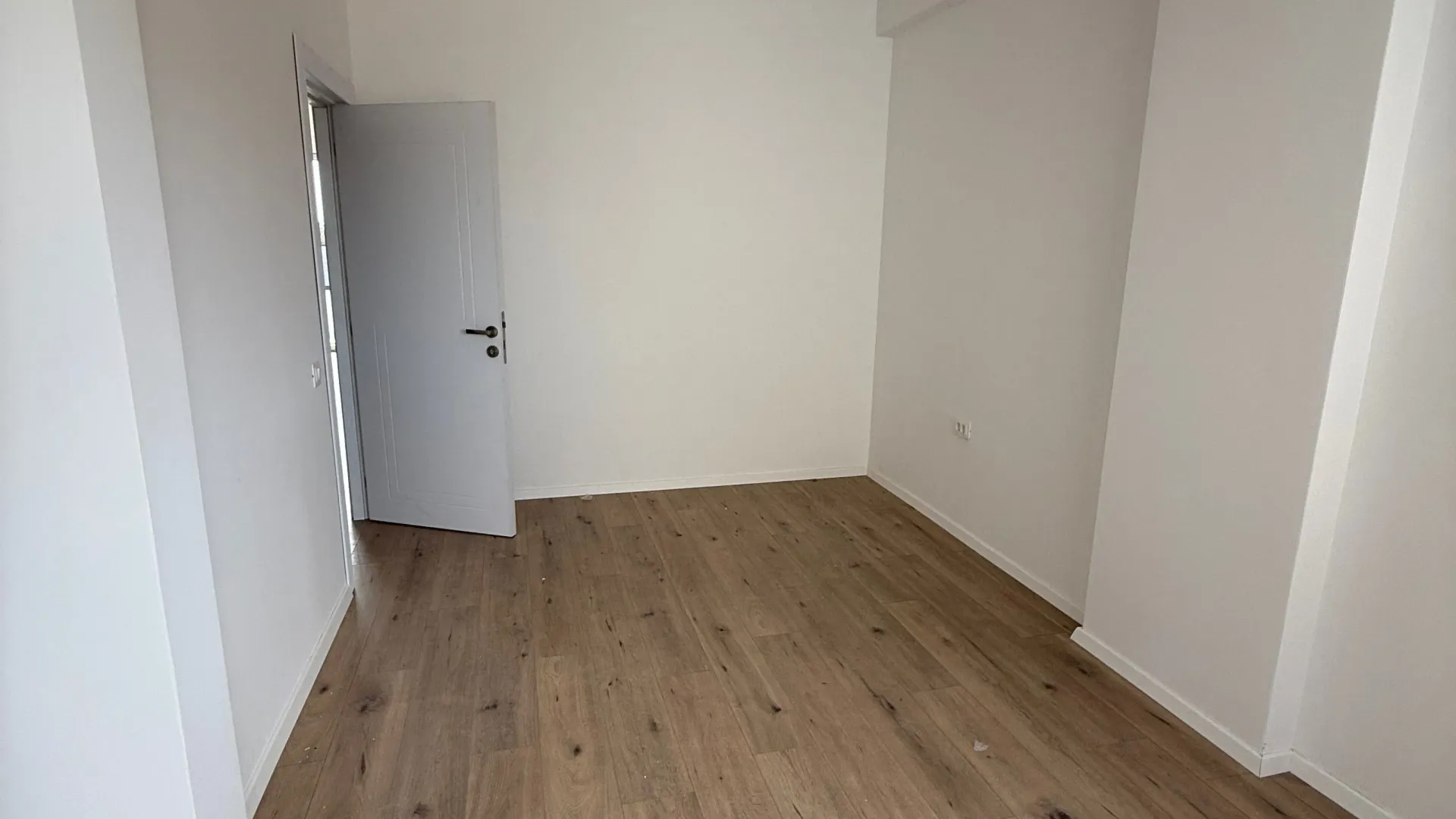 Prodaja, dvosoban stan, 66m², Velika Plaža, Ulcinj