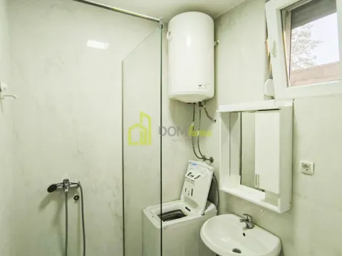 Izdavanje, garsonjera, 28m², Central Point, Podgorica - image 4