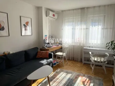 Rent, two bedroom apartment, 53m², Slavija, Vračar Sve Podlokacije - image 3