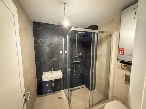 Prodaja, trosoban stan, 111m², Gorica C, Podgorica - image 10