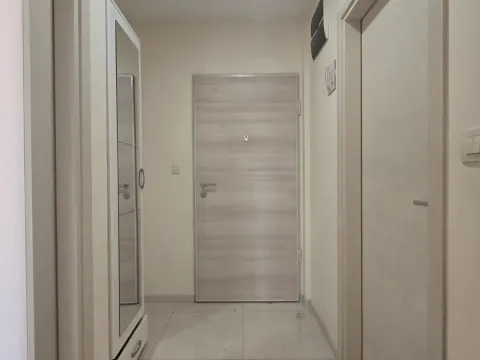 Rent, one bedroom apartment, 46m², City Kej, Podgorica - image 10