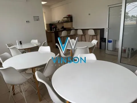 Izdavanje, poslovni prostor, 780m², Novo naselje, Novi Sad - image 15