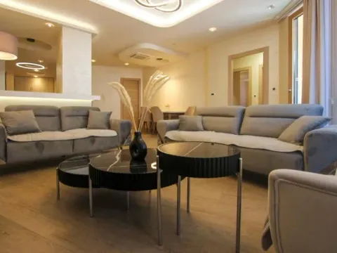 Sale, two bedroom apartment, 104m², Budva, Crna Gora - image 1