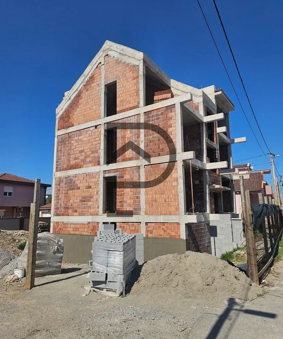 Prodaja, stan, 100m², Zagorič, Podgorica