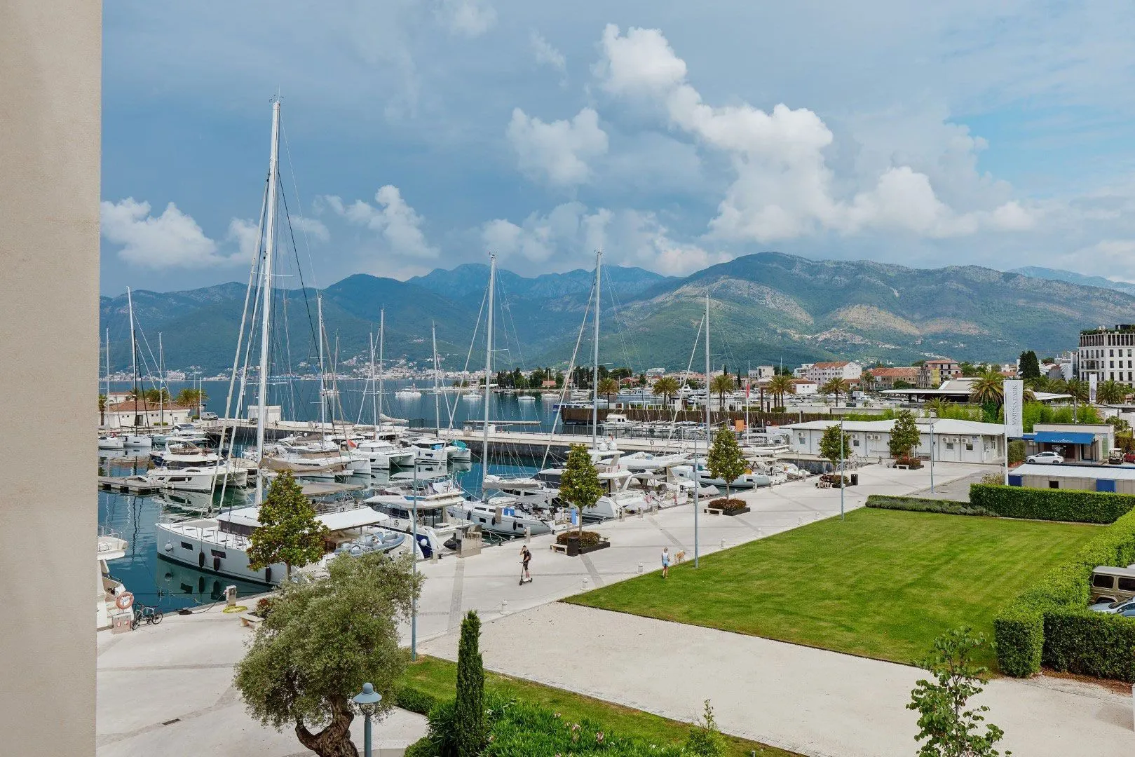 Sale, one bedroom apartment, 69m², Porto Montenegro, Tivat