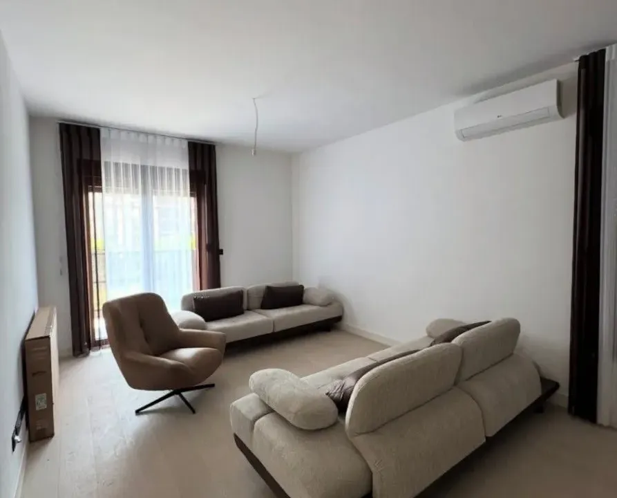 Rent, one bedroom apartment, 53m², Krivi Most, Podgorica