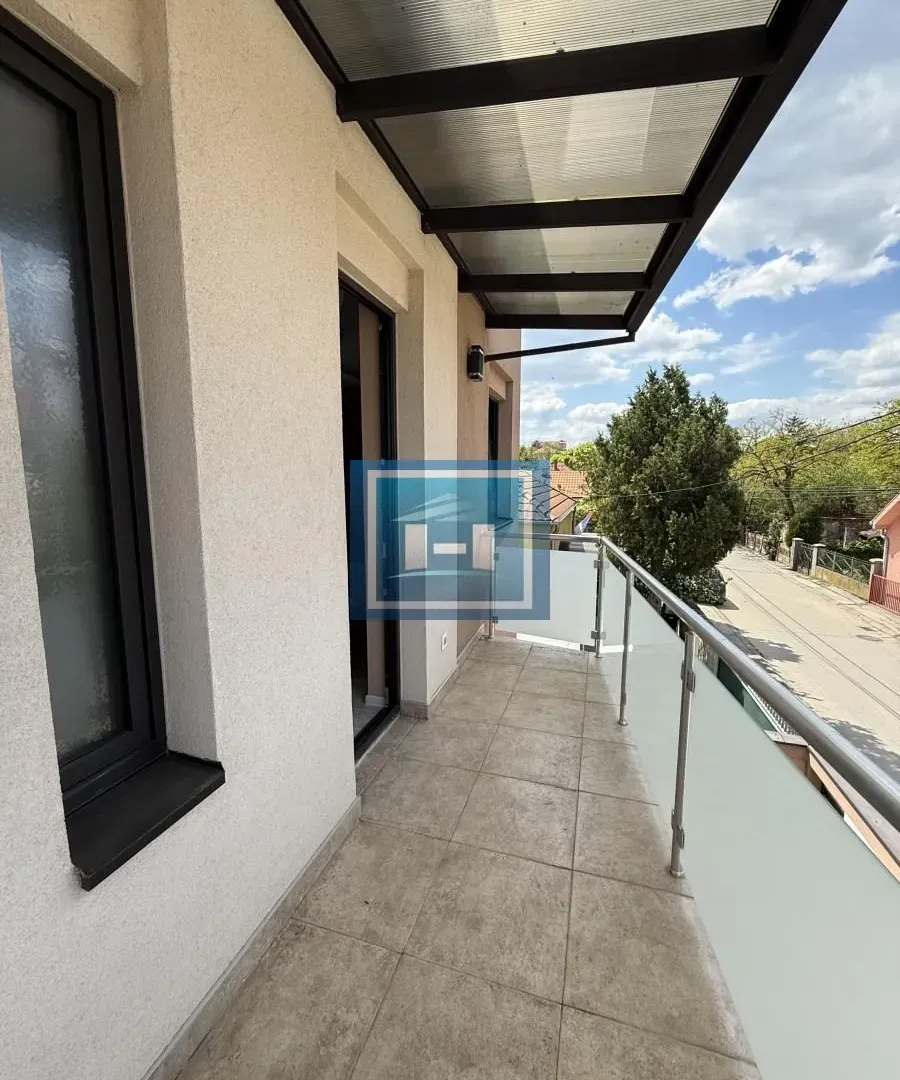 Prodaja, kuća, 240m², Centar, Jagodina