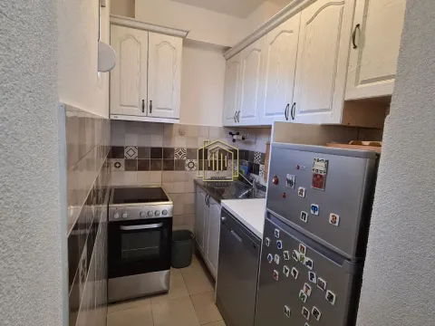 Izdavanje, dvosoban stan, 70m², Momišići, Podgorica - image 5