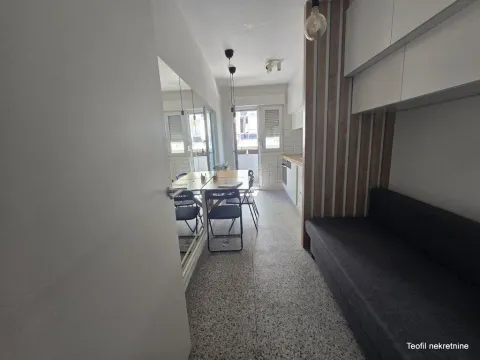 Rent, one bedroom apartment, 40m², Vračar, Šid - image 4