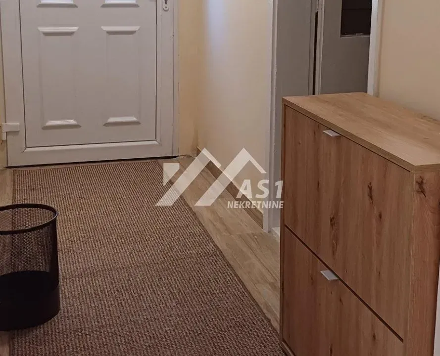 Rent, house, 81m², Novo naselje, Novi Sad