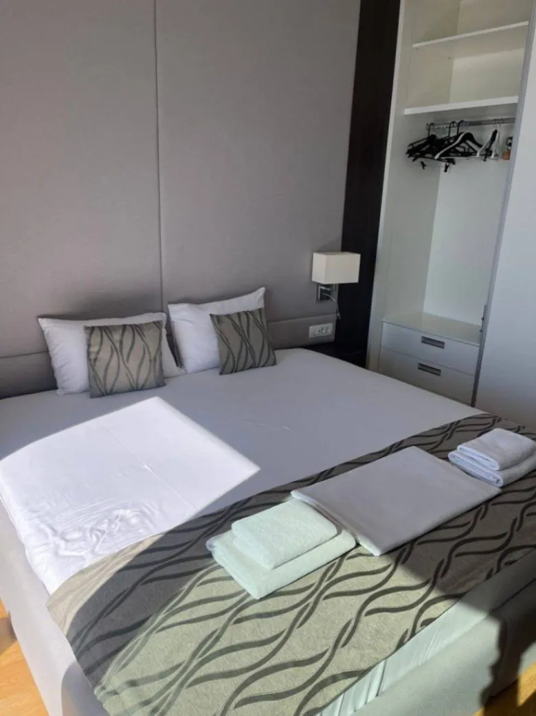 Sale, studio apartment, 47m², Centar, Budva