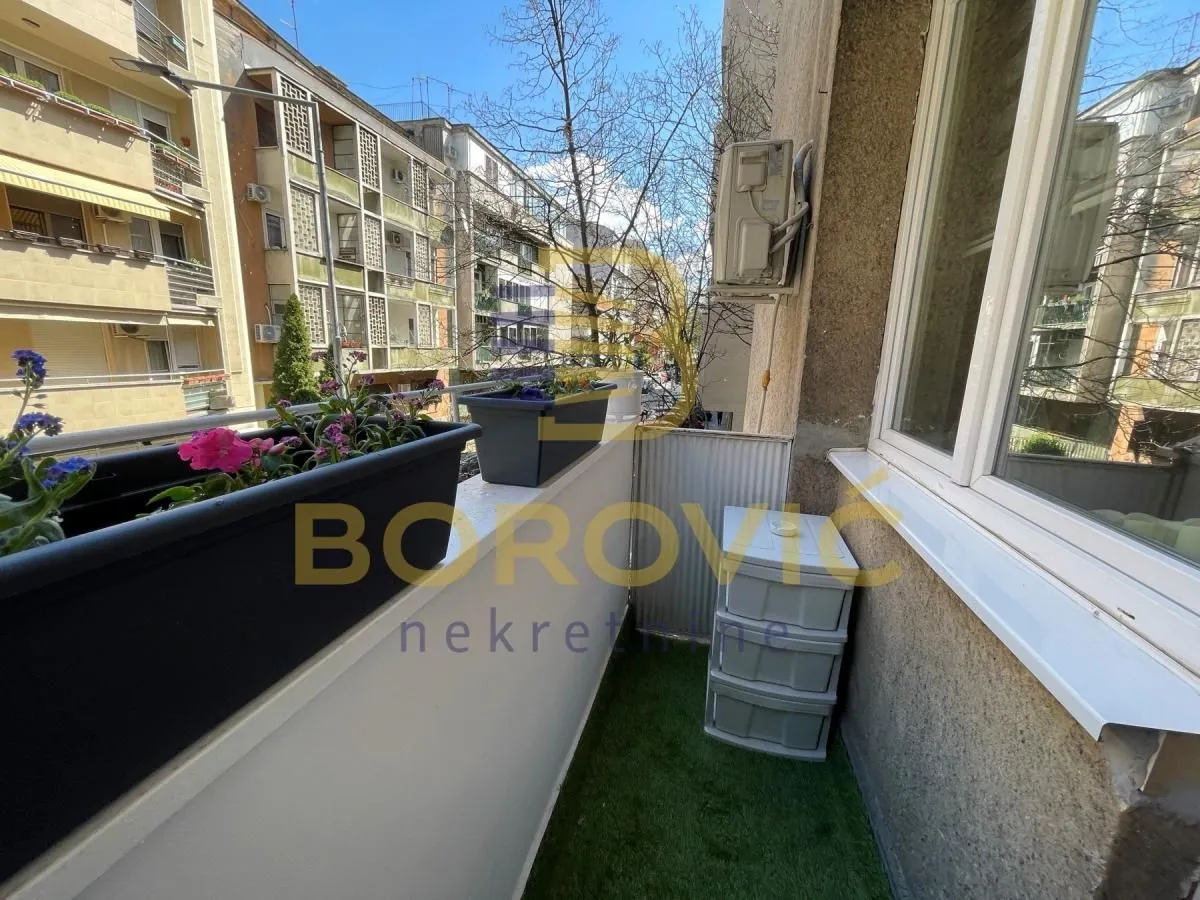 Rent, two bedroom apartment, 50m², Čubura, Beograd