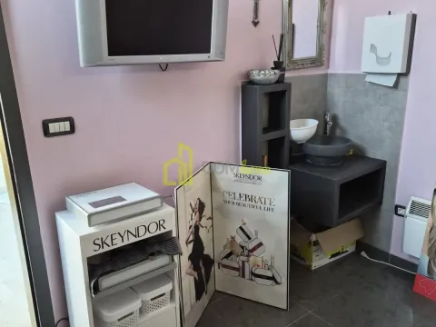 Sale, office space, 60m², Pejton, Podgorica - image 6