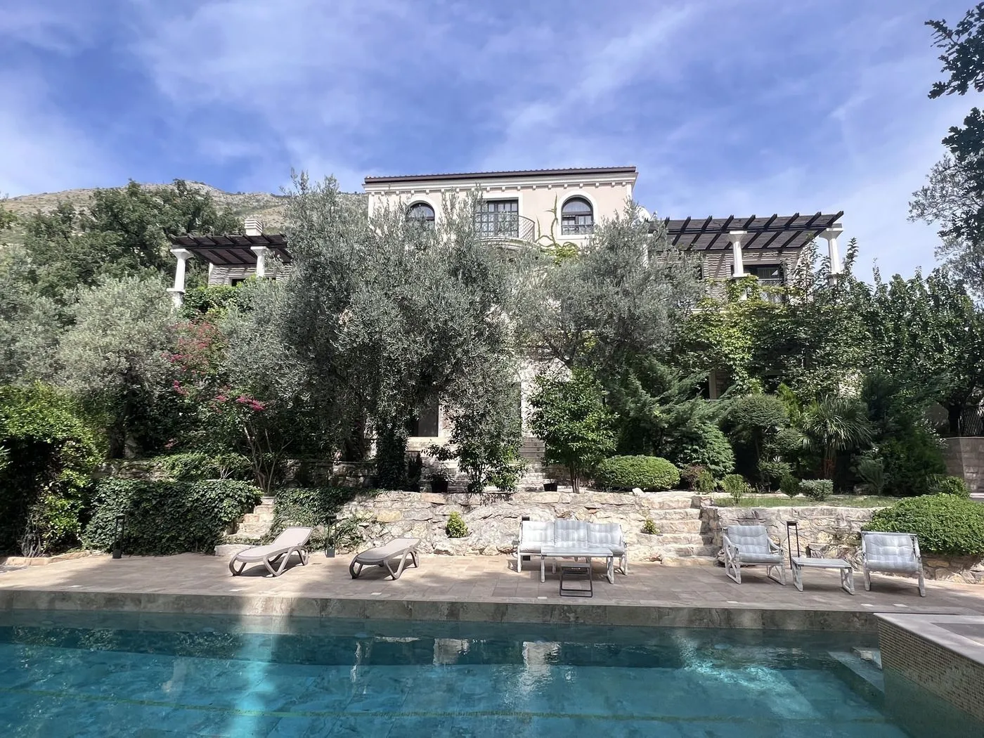 Sale, house, 550m², Reževići, Budva