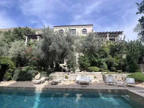 Prodaja, kuća, 550m², Reževići, Budva - image 18