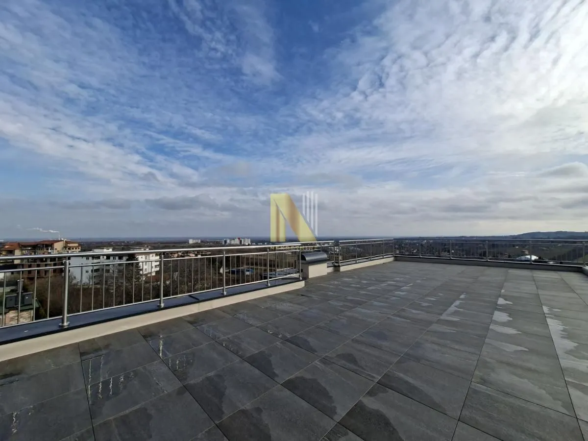 Prodaja, četvorosoban stan, 95m², Tatarsko brdo, Petrovaradin