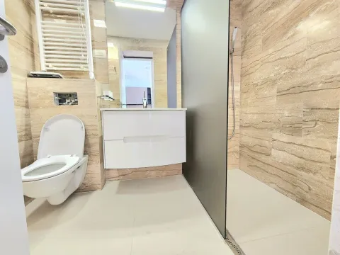 Prodaja, dvosoban stan, 104m², Centar, Budva - image 9