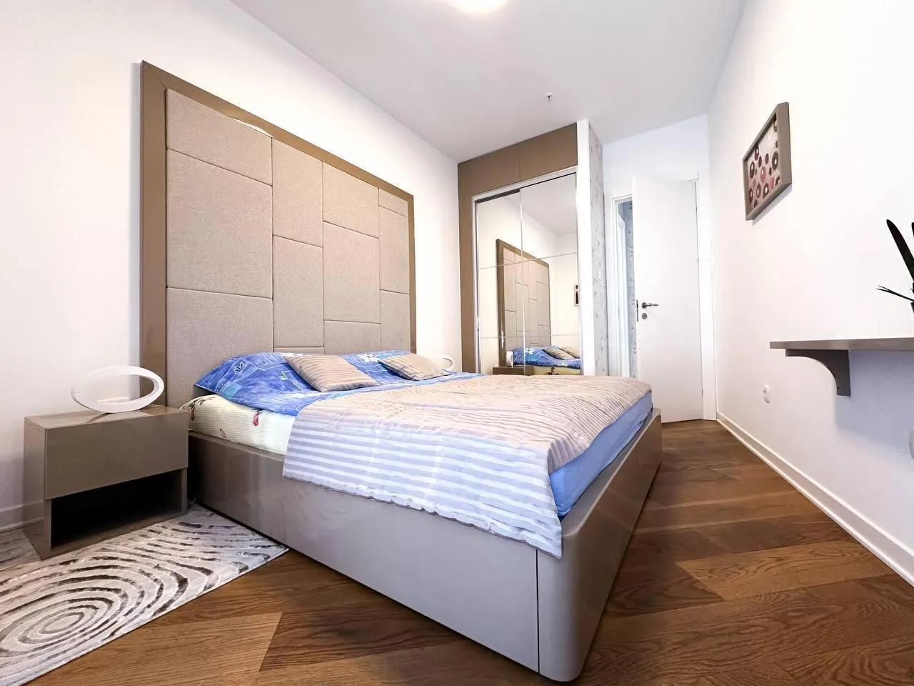 Izdavanje, jednosoban stan, 64m², Centar, Budva