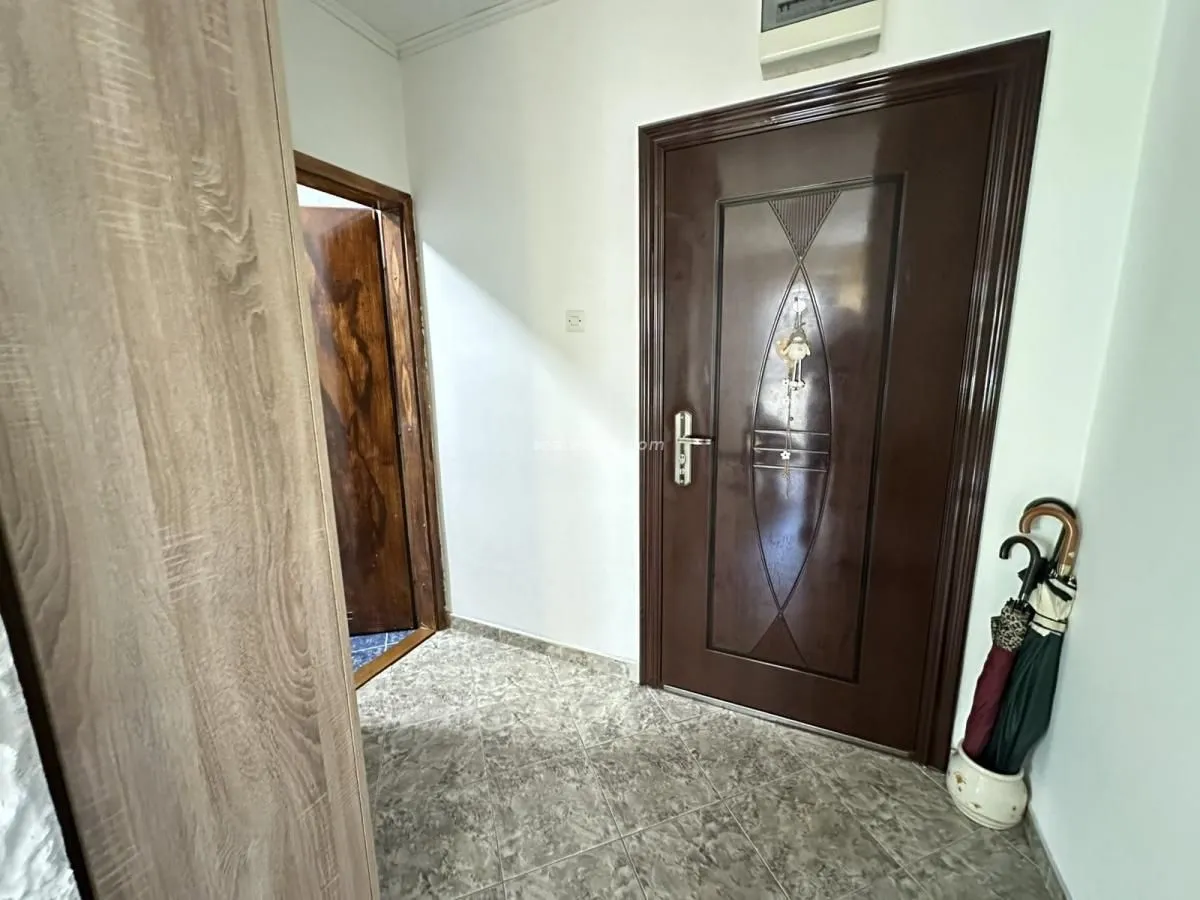 Prodaja, jednosoban stan, 46m², Škaljari, Kotor